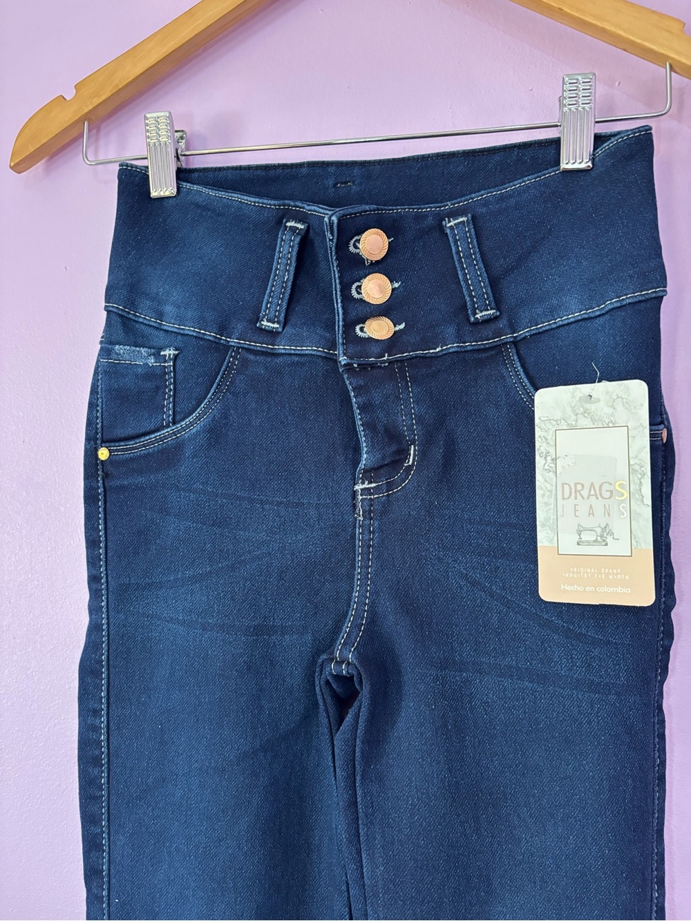 Colombian jeans with effect push up